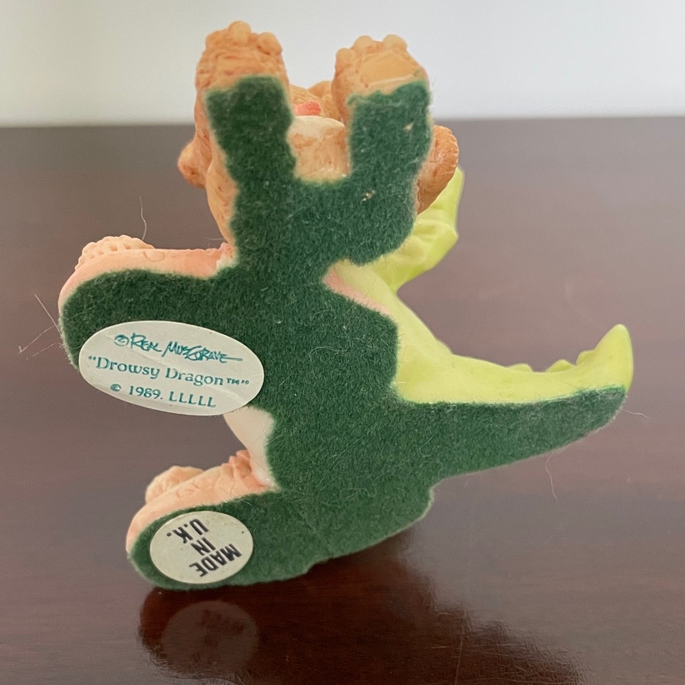 Drowsy Dragon Figurine - Picture 7 of 10